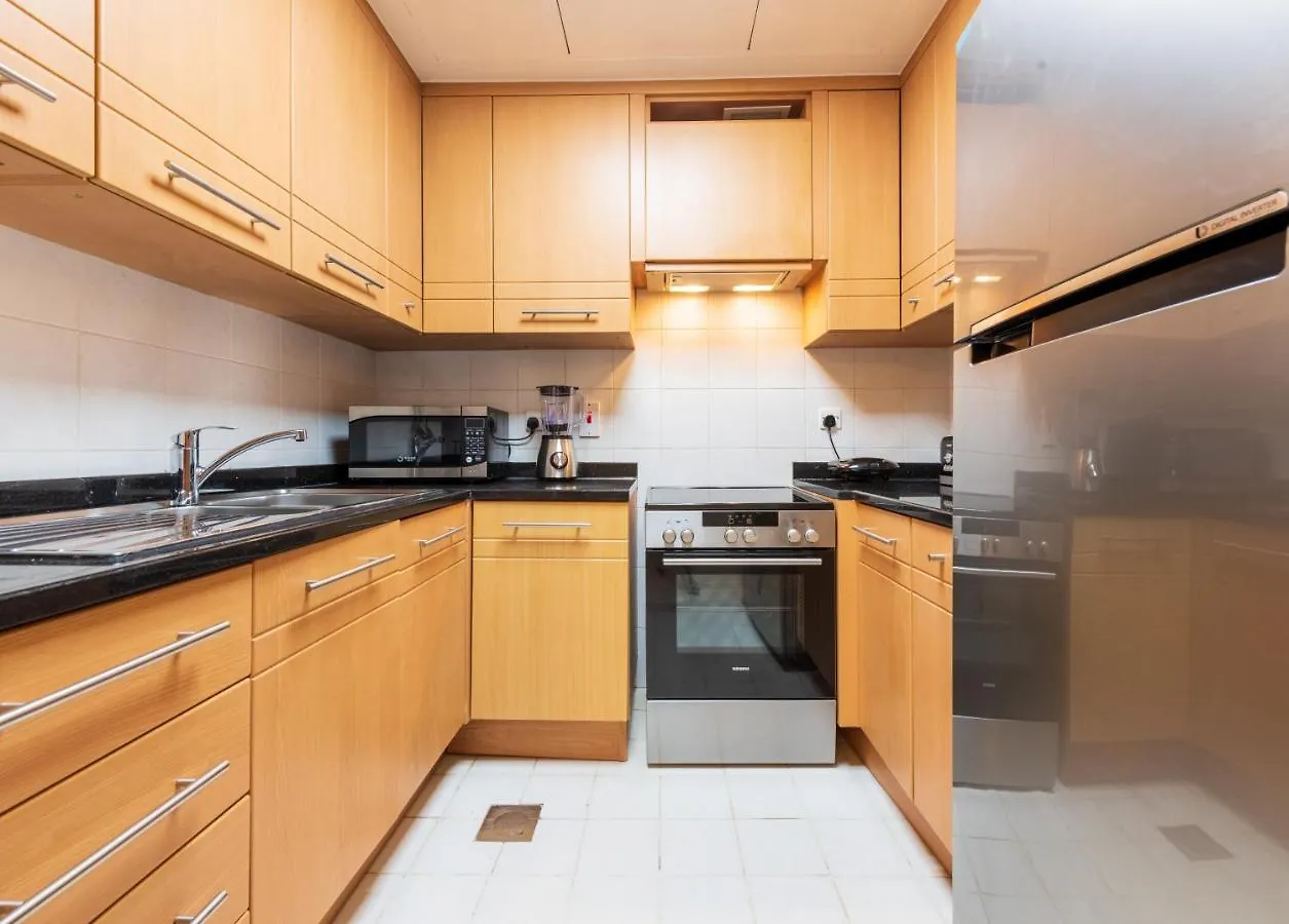 Trinity Holiday Homes - Sheikh Zayed Road Near To Financial Center Metro Station Dubai United Arab Emirates