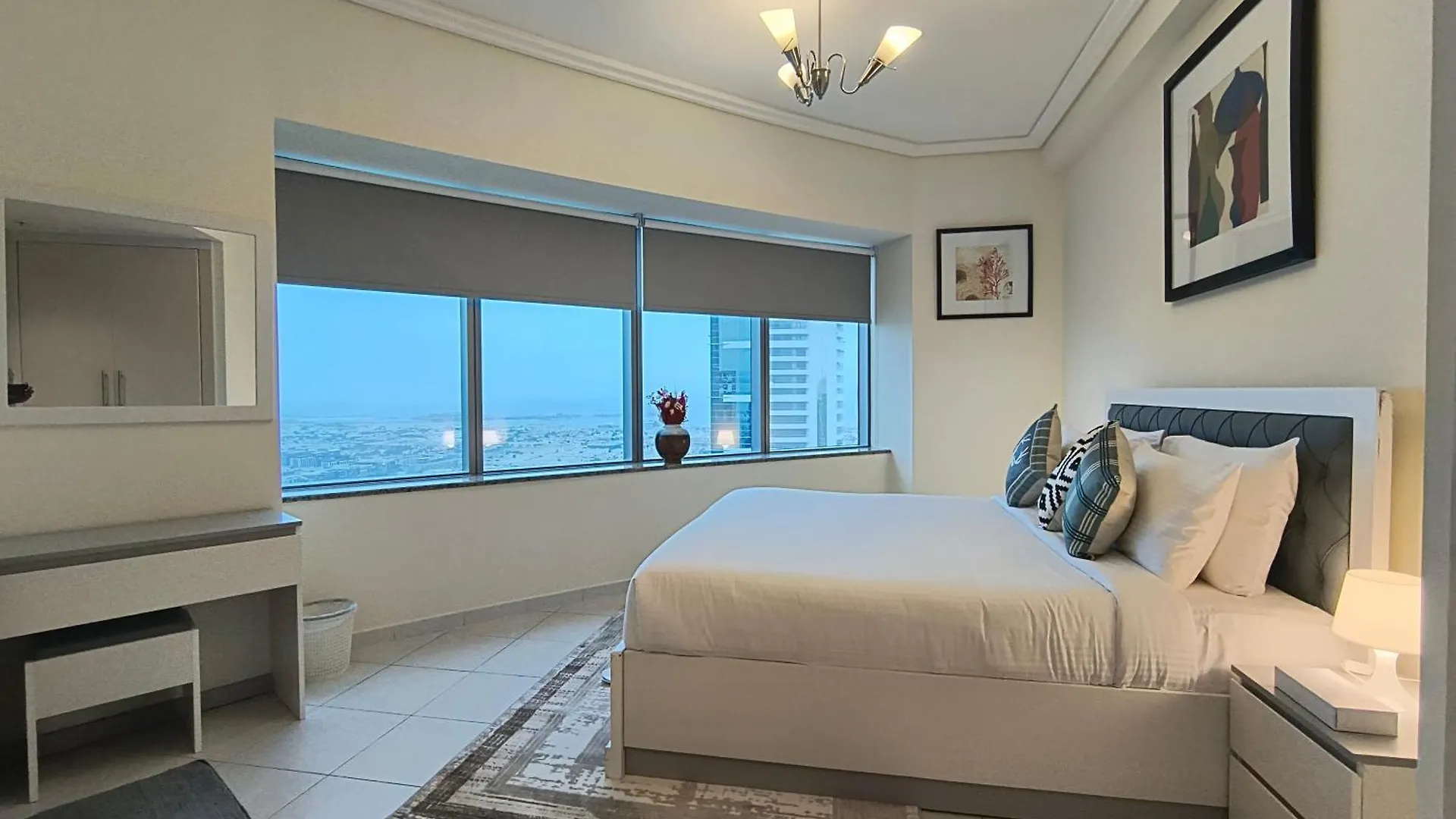 Trinity Holiday Homes - Sheikh Zayed Road Near To Financial Center Metro Station Dubai 0*,