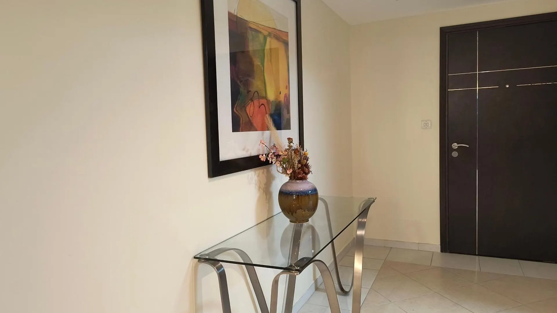 Trinity Holiday Homes - Sheikh Zayed Road Near To Financial Center Metro Station Dubai
