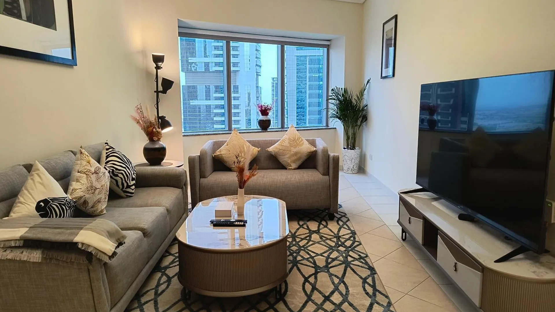Apartment Trinity Holiday Homes - Sheikh Zayed Road Near To Financial Center Metro Station Dubai