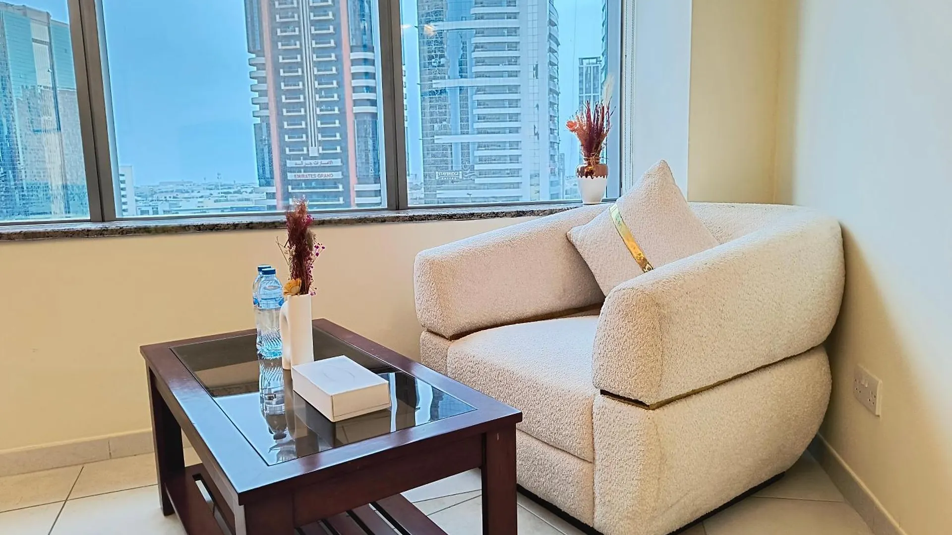 Trinity Holiday Homes - Sheikh Zayed Road Near To Financial Center Metro Station Dubai