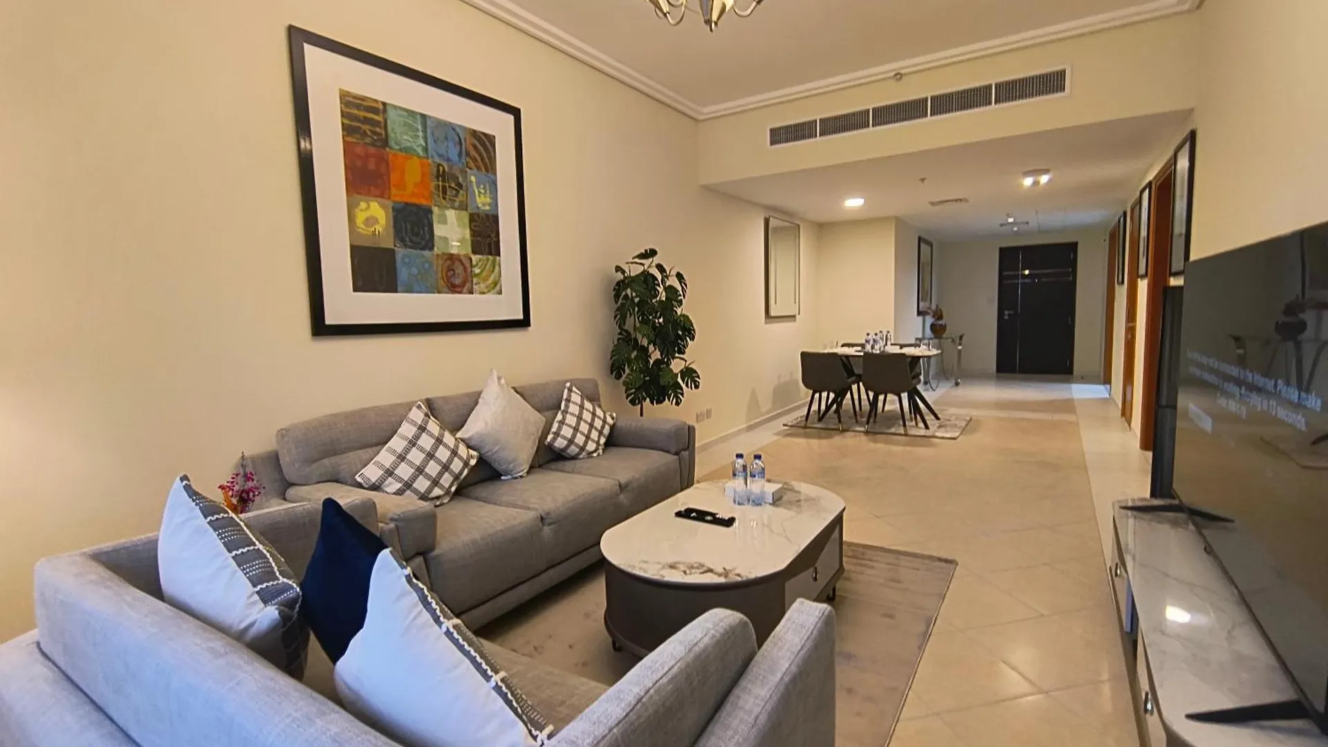 Trinity Holiday Homes - Sheikh Zayed Road Near To Financial Center Metro Station Dubai Apartment