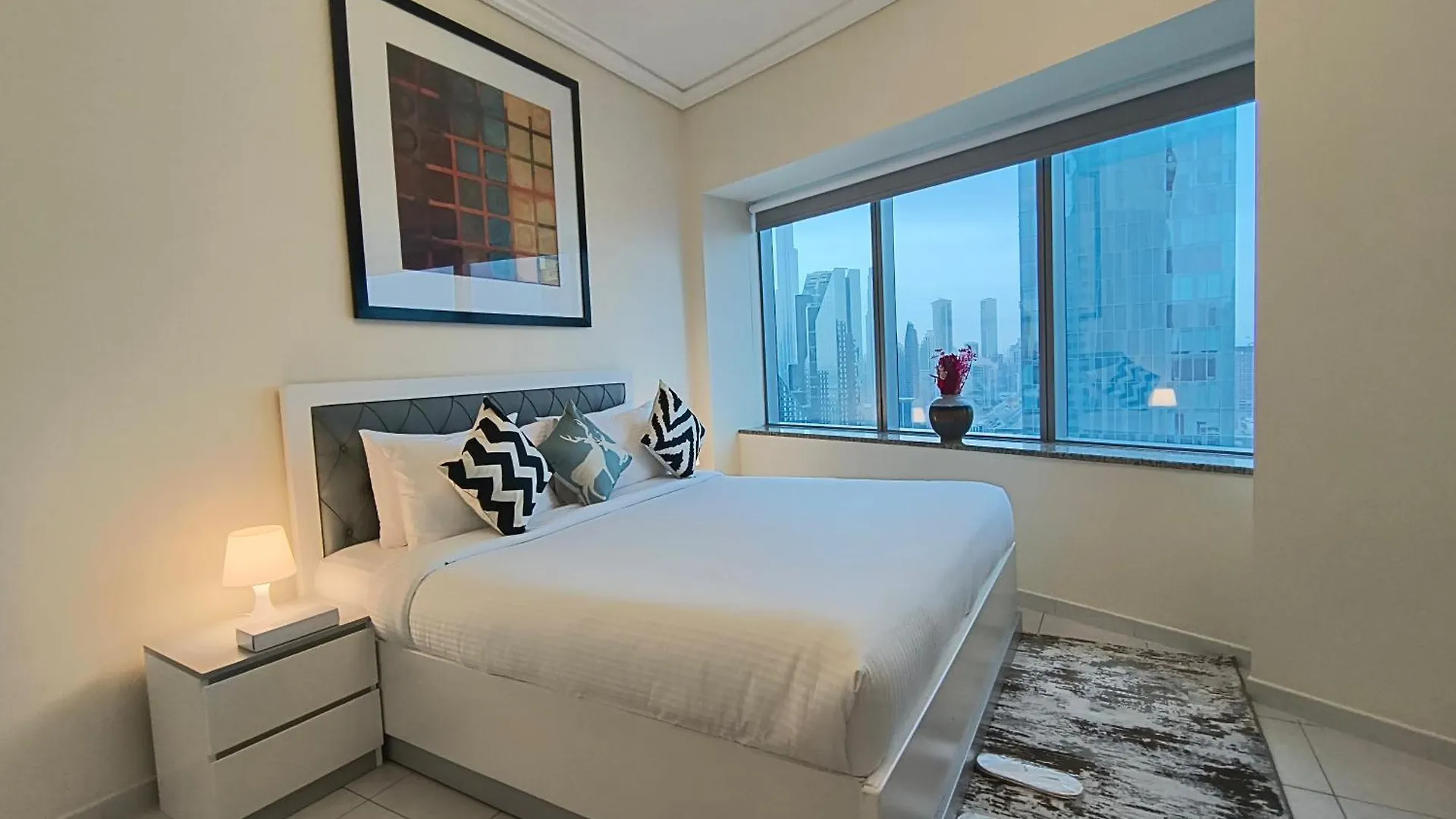 Апартаменты Trinity Holiday Homes - Sheikh Zayed Road Near To Financial Center Metro Station Дубай