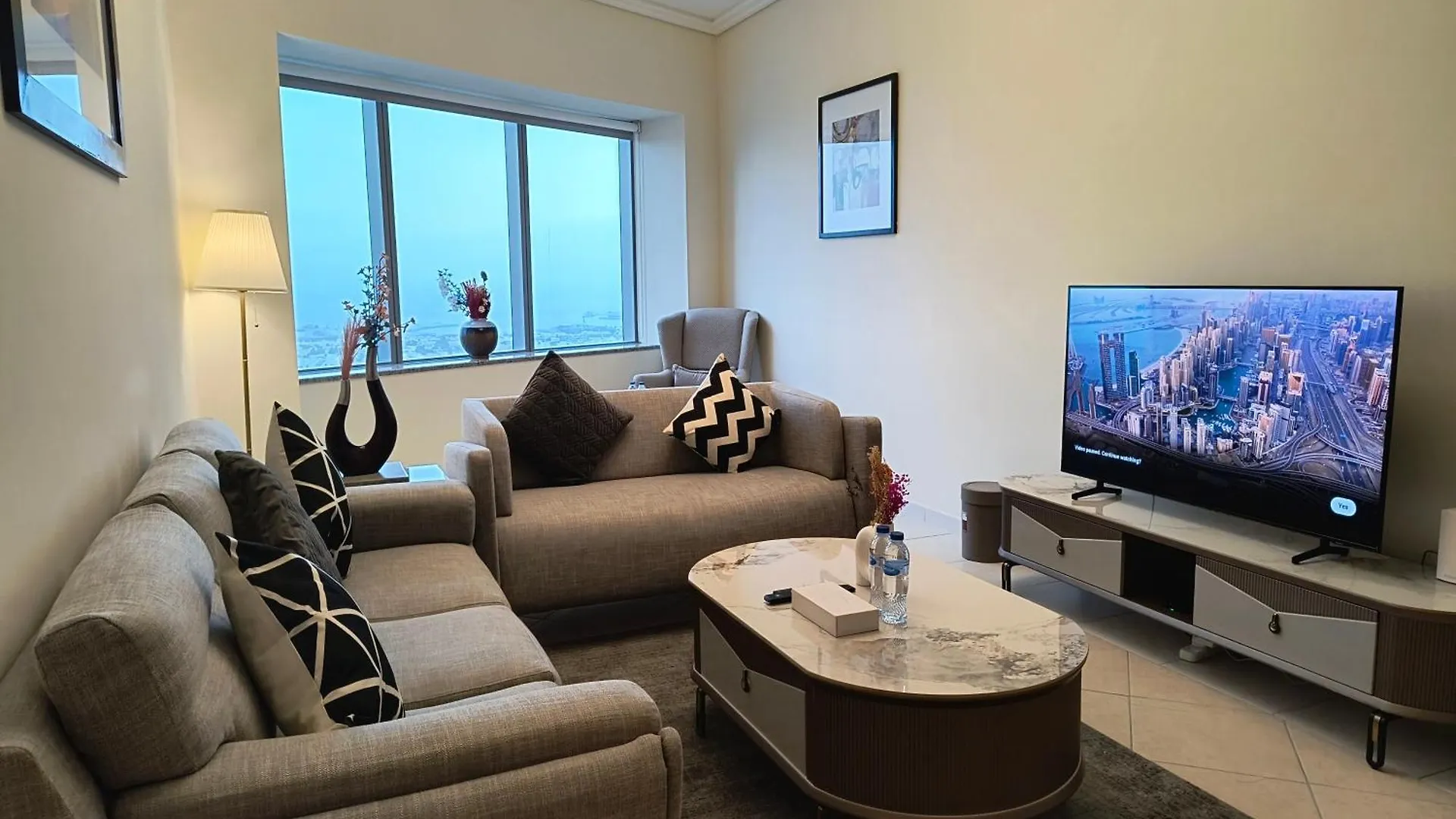 Trinity Holiday Homes - Sheikh Zayed Road Near To Financial Center Metro Station Дубай 0*,